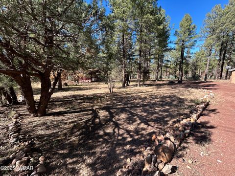 Photo of 2822 Gold Dust Trail, Show Low, AZ 85901 (MLS # 258659)