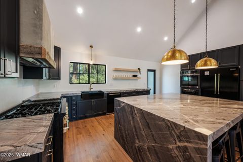 Tiny photo for 820 W Apache Lane, Lakeside, AZ 85929 (MLS # 258114)