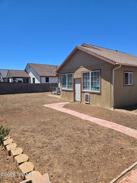 Tiny photo for 853 S Hunters Run, Show Low, AZ 85901 (MLS # 261659)