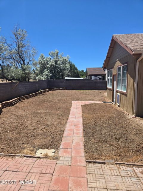 Tiny photo for 853 S Hunters Run, Show Low, AZ 85901 (MLS # 261659)