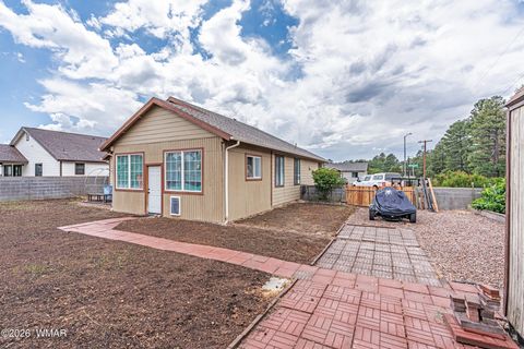 Tiny photo for 853 S Hunters Run, Show Low, AZ 85901 (MLS # 261659)