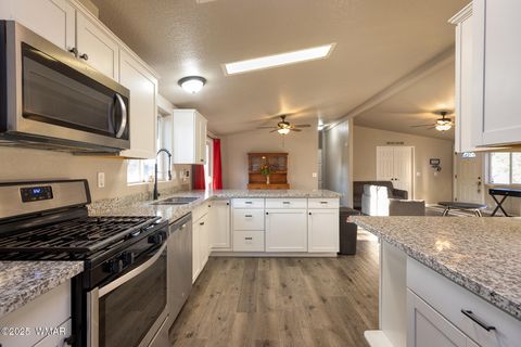 Tiny photo for 430 Timber Ridge Loop, Show Low, AZ 85901 (MLS # 256652)