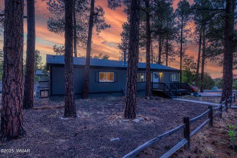 Photo of 430 Timber Ridge Loop, Show Low, AZ 85901 (MLS # 256652)