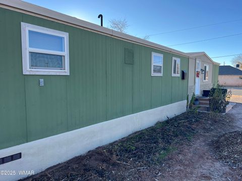 Tiny photo for 362 N 5Th Avenue, Holbrook, AZ 86025 (MLS # 258874)