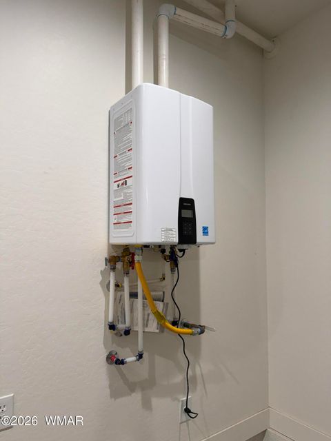 Tiny photo for 281 White Fir Ln, Show Low, AZ 85901 (MLS # 260196)