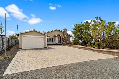 Photo of 1852 Taylor Street, Show Low, AZ 85901 (MLS # 260975)