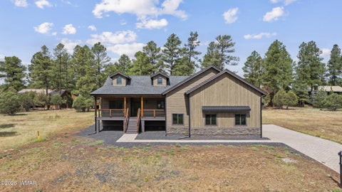 Tiny photo for 1380 S Lakeside Trail, Show Low, AZ 85901 (MLS # 259550)