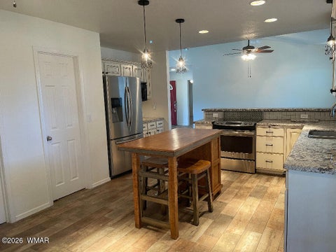 Tiny photo for 1541 N Fairway Drive, Show Low, AZ 85901 (MLS # 261255)