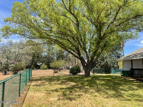 Tiny photo for 1541 N Fairway Drive, Show Low, AZ 85901 (MLS # 261255)
