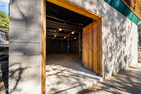 Tiny photo for 2421 W Thornton Road, Show Low, AZ 85901 (MLS # 258601)