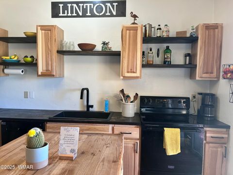 Tiny photo for 1923 Creekside Circle, Show Low, AZ 85901 (MLS # 255382)