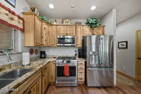 Tiny photo for 2046 Christmas Pine Road, Overgaard, AZ 85933 (MLS # 262085)