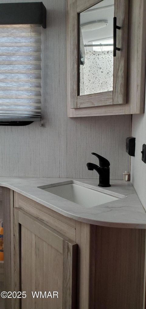 Tiny photo for 49 County Road 6032, Saint Johns, AZ 85936 (MLS # 258155)