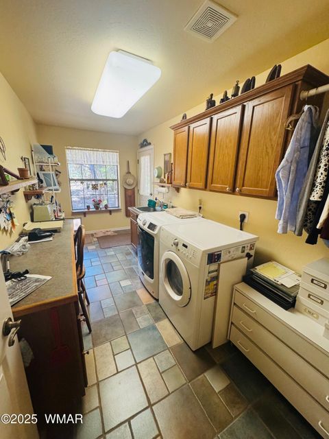 Tiny photo for 6843 Lucky Lane Lane, Show Low, AZ 85901 (MLS # 256421)