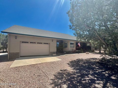 Tiny photo for 6843 Lucky Lane Lane, Show Low, AZ 85901 (MLS # 256421)