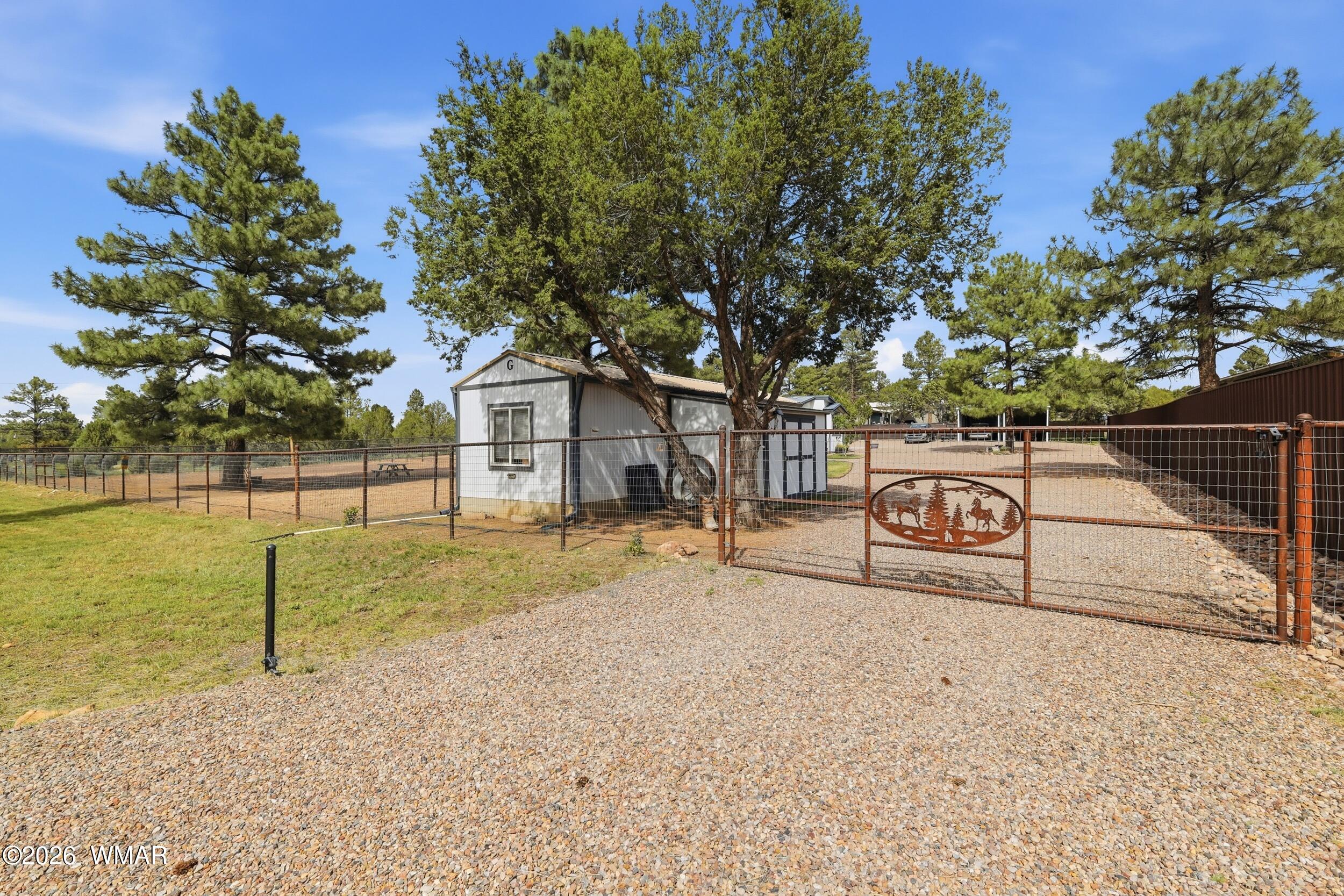 1087 Aspen Way
