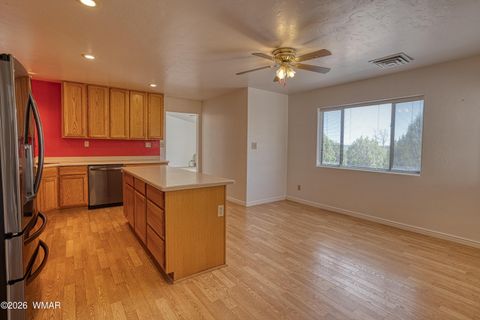 Tiny photo for 949 Geronimo Lane, Show Low, AZ 85901 (MLS # 260236)
