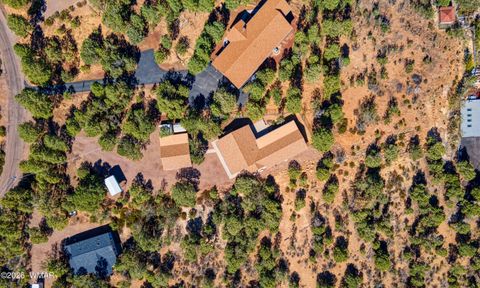 Tiny photo for 949 Geronimo Lane, Show Low, AZ 85901 (MLS # 260236)