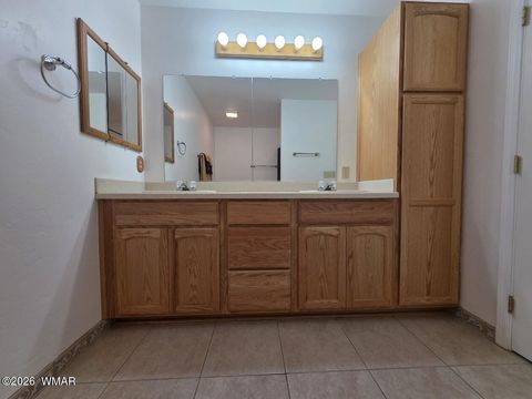Tiny photo for 949 Geronimo Lane, Show Low, AZ 85901 (MLS # 260236)