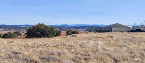 Photo of 1350 W Farmhouse Drive, Taylor, AZ 85939 (MLS # 259548)
