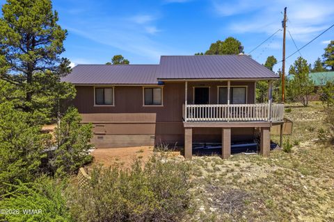 Photo of 1992 Red Deer Run, Overgaard, AZ 85933 (MLS # 261040)