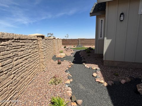 Tiny photo for 1030 N Crown Circle Cir, Taylor, AZ 85939 (MLS # 255946)