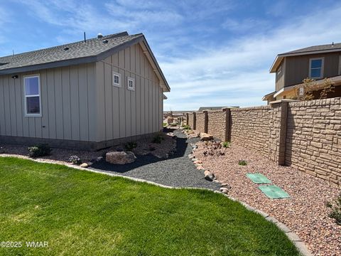 Tiny photo for 1030 N Crown Circle Cir, Taylor, AZ 85939 (MLS # 255946)