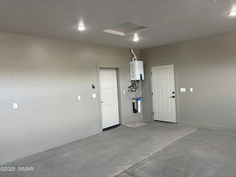 Tiny photo for 1030 N Crown Circle Cir, Taylor, AZ 85939 (MLS # 255946)