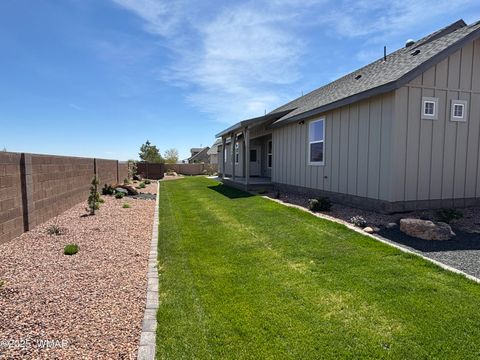 Tiny photo for 1030 N Crown Circle Cir, Taylor, AZ 85939 (MLS # 255946)