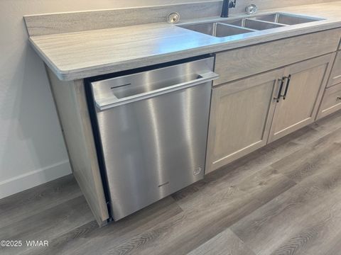 Tiny photo for 1030 N Crown Circle Cir, Taylor, AZ 85939 (MLS # 255946)