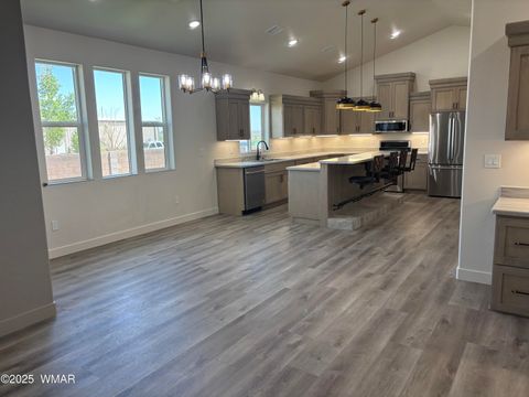 Tiny photo for 1030 N Crown Circle Cir, Taylor, AZ 85939 (MLS # 255946)
