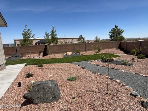 Tiny photo for 1030 N Crown Circle Cir, Taylor, AZ 85939 (MLS # 255946)