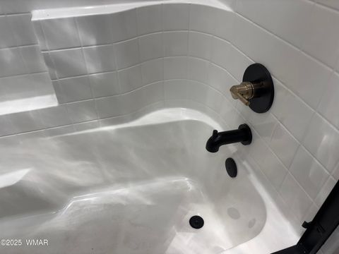 Tiny photo for 1030 N Crown Circle Cir, Taylor, AZ 85939 (MLS # 255946)