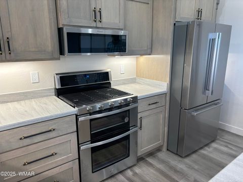 Tiny photo for 1030 N Crown Circle Cir, Taylor, AZ 85939 (MLS # 255946)