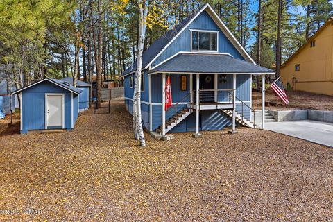 Photo of 4041 Antler Lane, Show Low, AZ 85901 (MLS # 258757)