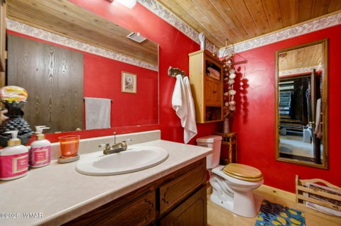 Tiny photo for 169 County Road 2108, Nutrioso, AZ 85932 (MLS # 261019)