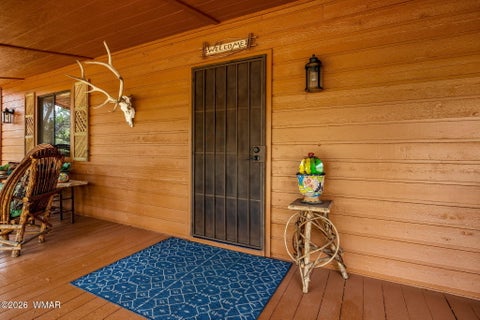 Tiny photo for 2960 Lookout Lane, Overgaard, AZ 85933 (MLS # 263054)
