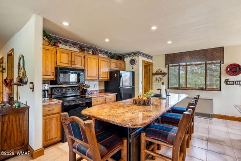 Tiny photo for 2960 Lookout Lane, Overgaard, AZ 85933 (MLS # 263054)