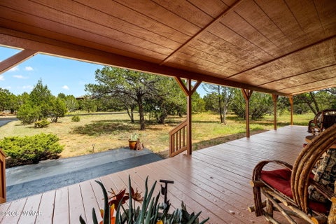Tiny photo for 2960 Lookout Lane, Overgaard, AZ 85933 (MLS # 263054)