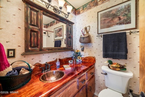 Tiny photo for 2960 Lookout Lane, Overgaard, AZ 85933 (MLS # 263054)