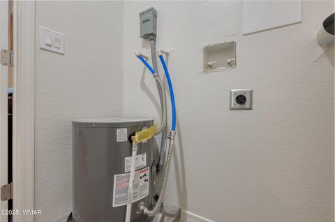 Tiny photo for 901 W Airport Unit 2 Loop, Taylor, AZ 85939 (MLS # 258937)