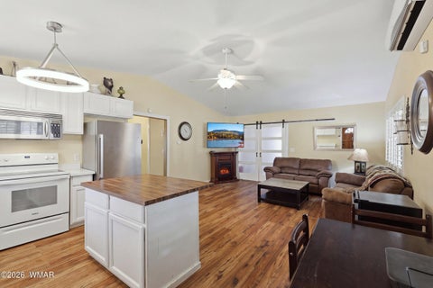 Tiny photo for 2250 W Whipple Street, Show Low, AZ 85901 (MLS # 263304)