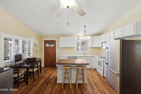 Tiny photo for 2250 W Whipple Street, Show Low, AZ 85901 (MLS # 263304)