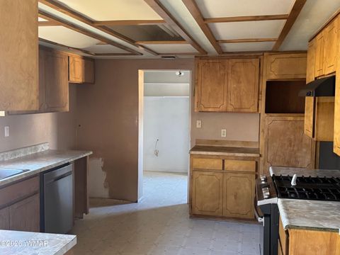 Tiny photo for 340 W 7th St S, Saint Johns, AZ 85936 (MLS # 259925)