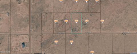 Tiny photo for 7828 Sandhill Road, Holbrook, AZ 86025 (MLS # 241911)