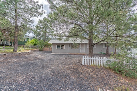 Tiny photo for 660 S 6Th Avenue, Show Low, AZ 85901 (MLS # 263191)