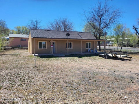 Photo of 290 S 1St, Saint Johns, AZ 85936 (MLS # 260483)
