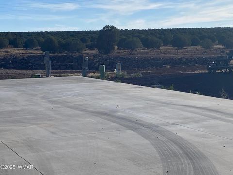 Photo of 8203 Navajo Circle, Show Low, AZ 85901 (MLS # 256120)