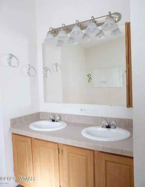 Tiny photo for 280 N8355 Loop, Concho, AZ 85924 (MLS # 258505)