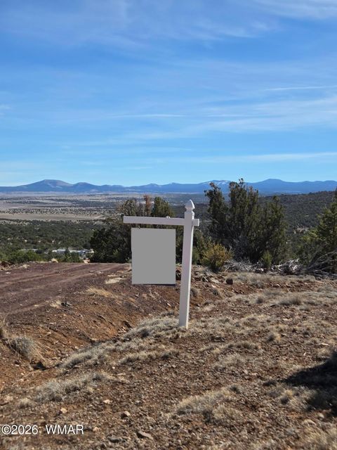 Tiny photo for 6 Co Road, Vernon, AZ 85940 (MLS # 259763)